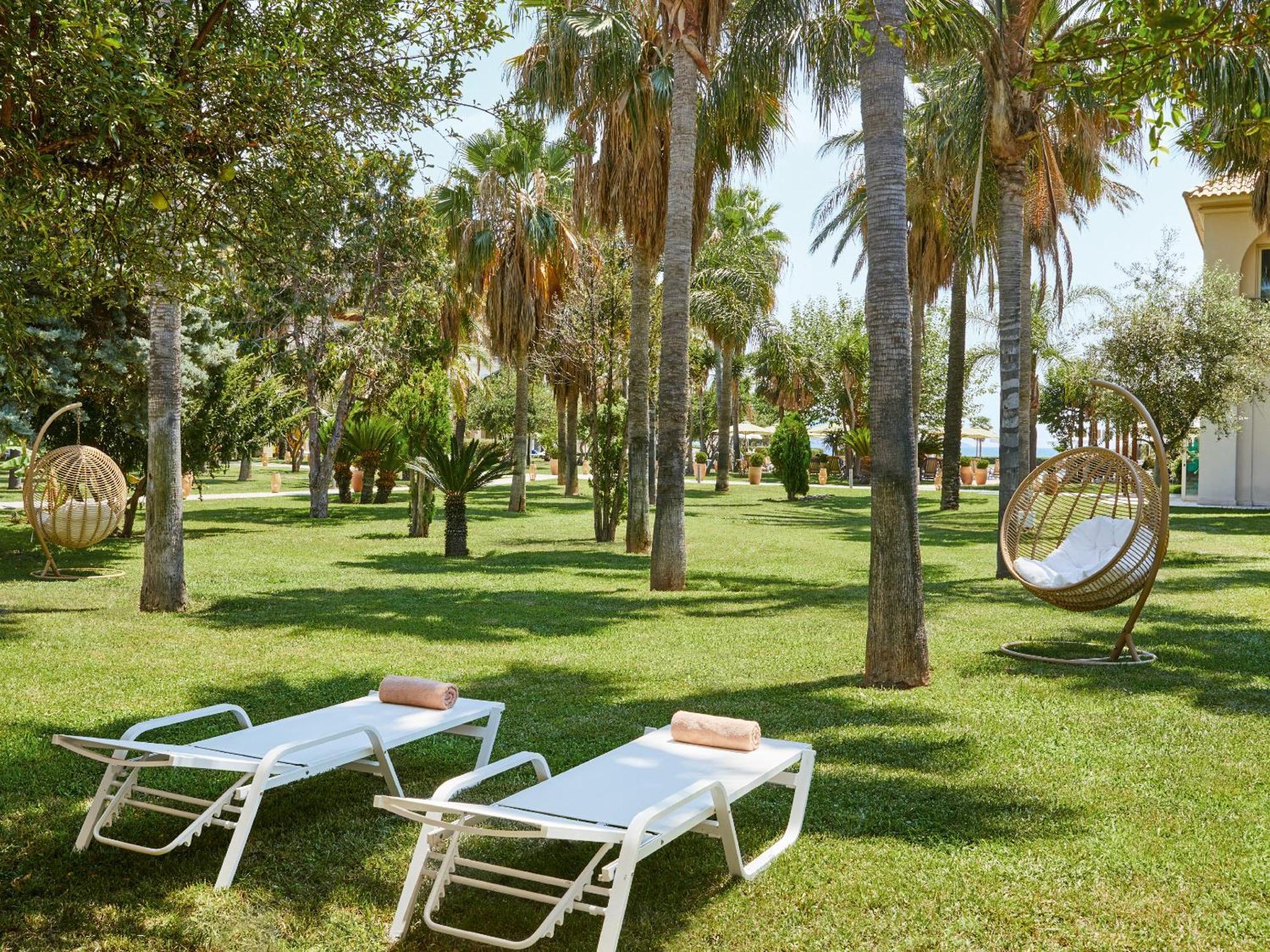 Grecotel Filoxenia Hotel Kalamata Exterior photo